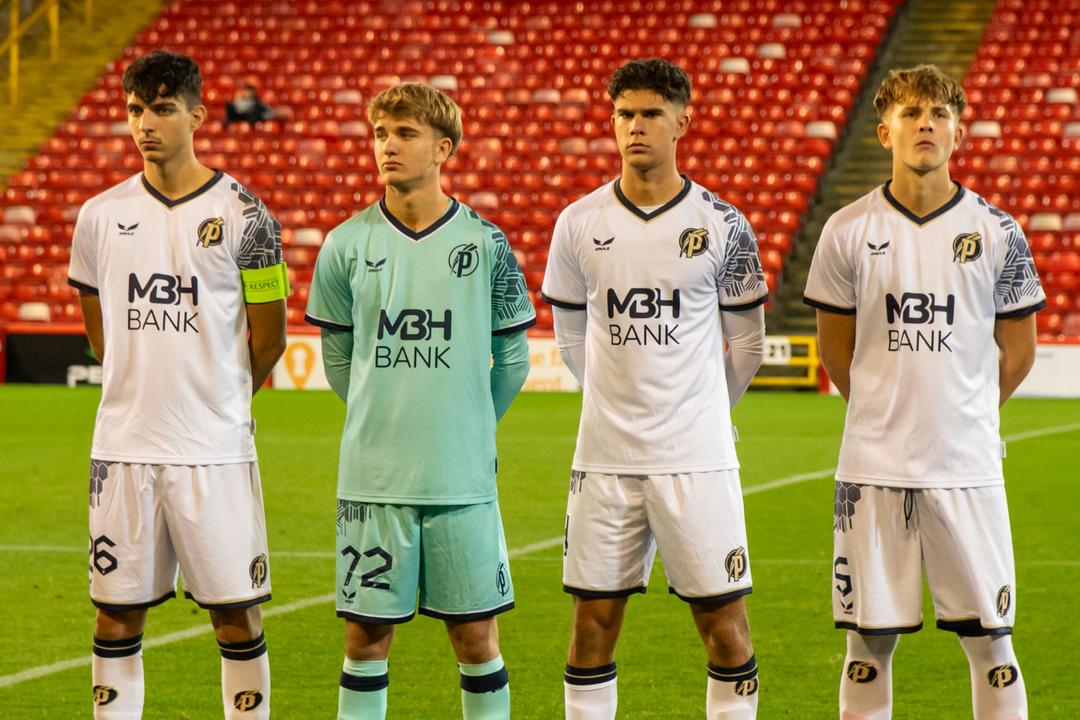 Image of Pál Barna a Youth League-visszavágó előtt