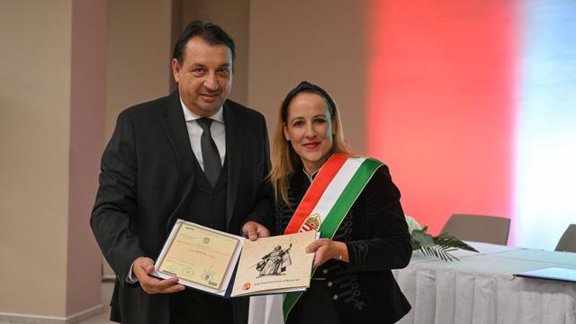 Image of Letette a magyar állampolgári esküt Hornyák Zsolt - videó