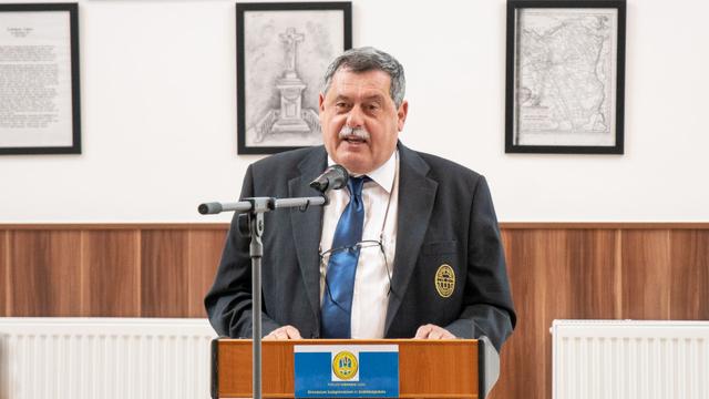 Image of Kitüntették iskolánk igazgatóját