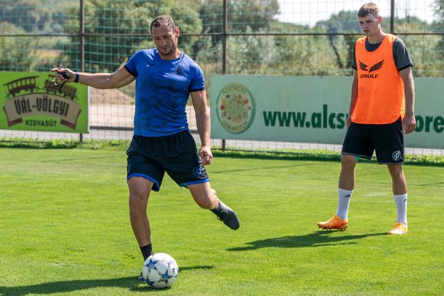 Image of NB III: őszinte focira készülhetünk