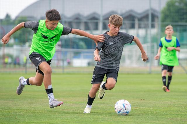 Image of Járjon az a labda!