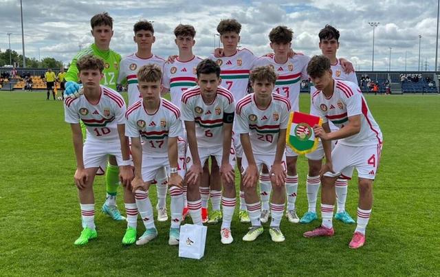 Image of U15-ös iksz a lengyelek ellen, ezüstös lányok Horvátországban