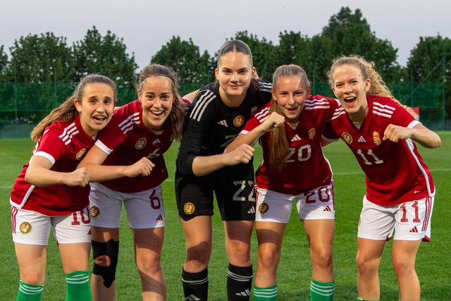 Image of "A" liga pipa, győzelem két Sinka-góllal