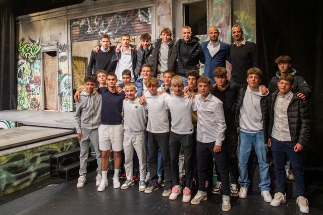 Image of Színházban jártak U16-osaink