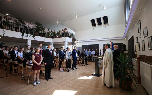 Image of „Itt vagyunk, pedig úgy volt, hogy nem leszünk itt”